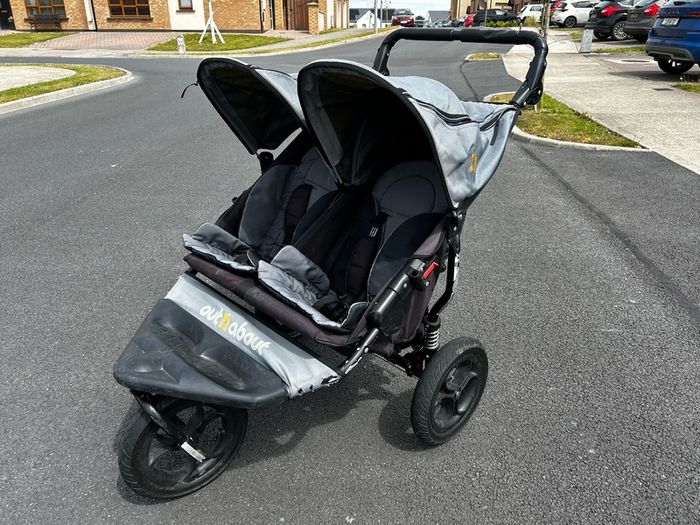 Out n About Double buggy