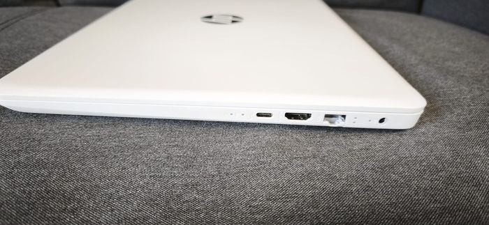 HP 14 -bp0xx laptop excellent condition