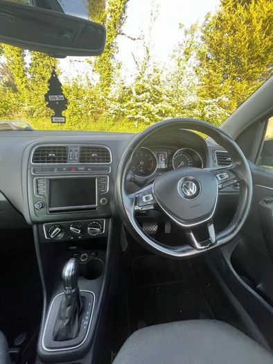 2015 Volkswagen Polo Automatic