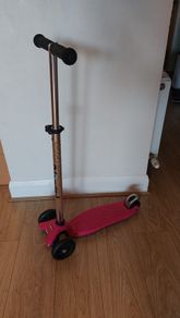 Micro Maxi scooter pink colour
