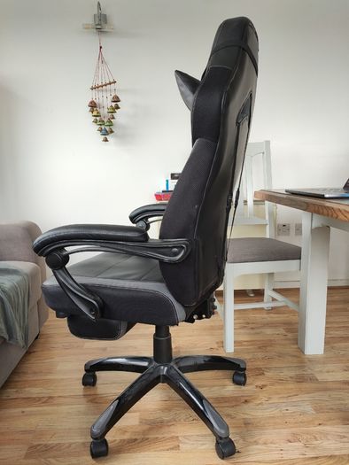 SONGMICS Gaming/Office/Desk Chair, with Footrest, Ergonomic Design, Adjustable Headrest, Lumbar Support, Maximum Load 150 kg, Black/Grey