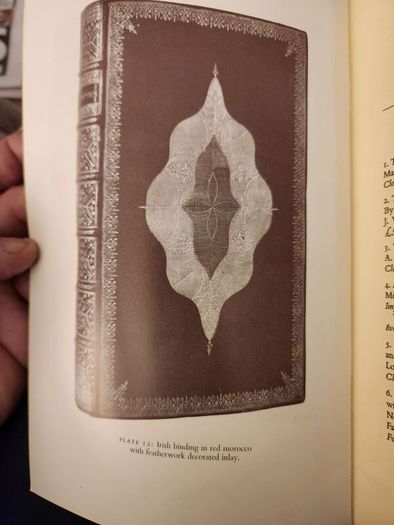 Chester  Beatty Library Dublin. Beautiful Illustrated  Giuide .in Good Condition.