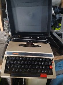 retro typewriter
