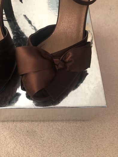 Brown Shoes with peep toe and front bow detail