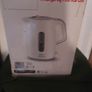 Kettle Murphy  Richards with built in Brita Water Filter Image 2
