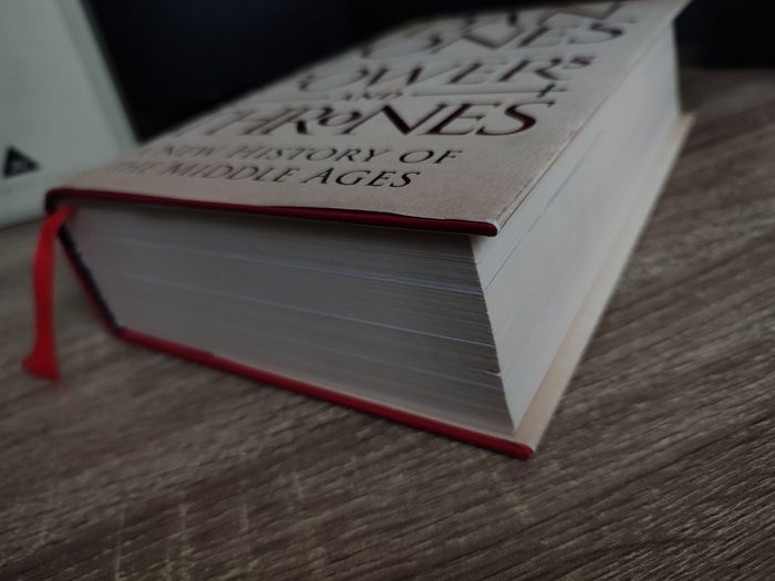 Powers and Thrones: A New History of the Middle Ages ! Hardcover ! by Dan Jones ! 2021 ! by Apollo !