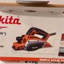 Makita M1901 2mm  Electric Planer 240V Image 2