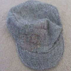"Atmosphere" brown herringbone hat