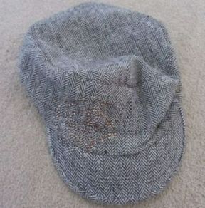 "Atmosphere" brown herringbone hat