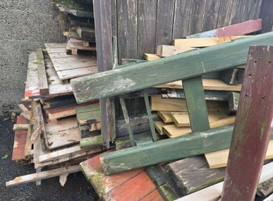 Free wood