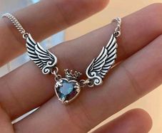 Wings heart necklace