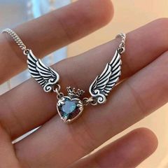 Wings heart necklace