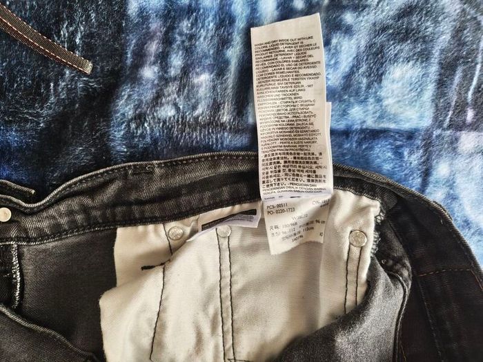 Levi's jeans
