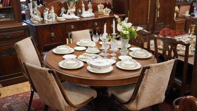 Royal Albert Hartington 29-Piece Dinner Service