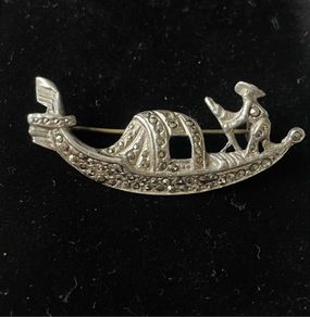 Brooch