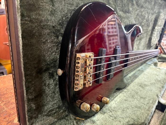 Yamaha Broad Bass BB850 Wine Burst 1980's