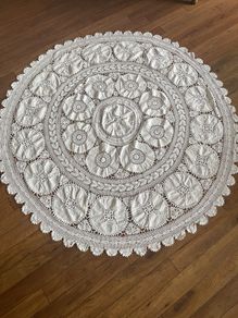 Vintage Round 60" crochet lace & crisp cotton insets tablecloth