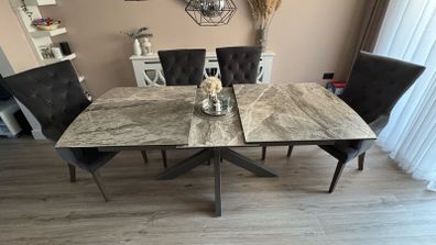 Dinning table and 6 chairs