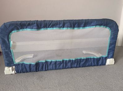 "Safety 1st" Portable Bed Guard