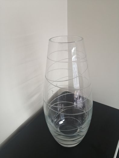 Flower vase
