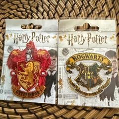 Harry Potter stick on crest motif x2