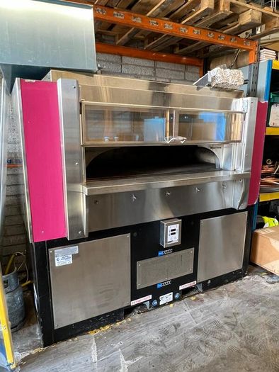 Commercial Pizza Oven