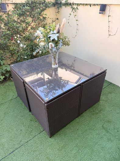 Rattan 4 seater garden table and chairs
