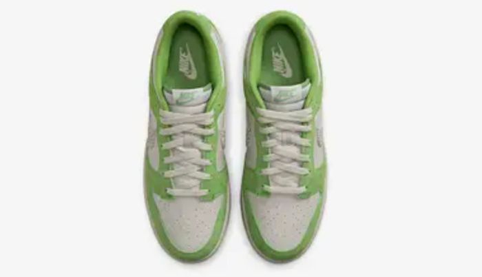 Nike Dunk Low Clorophyl UK 11 / US 12 Brand New  Deadstock