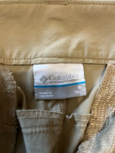 Columbia   3/4 capri pants size UK 10 . Great condition