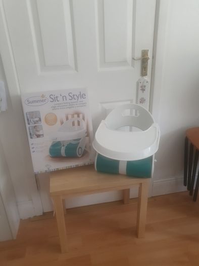 Booster Seat/Age: 9 Month's Plus - <33lbs/15kgs .. Price Drop