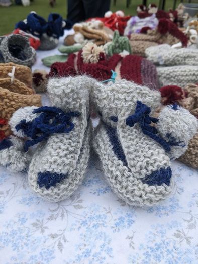 Baby woolen boots