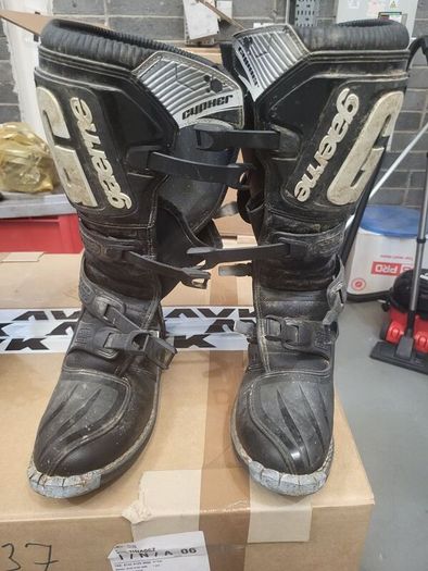 Gaerne cypher motocross boots