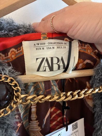 Zara faux sherling grey open coat with chain closure