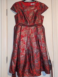 gorgeous floral wide pleat midi dress from Amber. RRP 180
