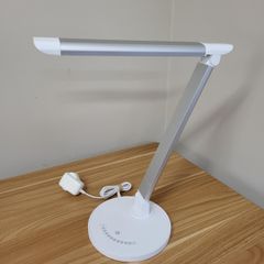LED touch dimmable desk lamp