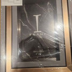 picture frames x 3