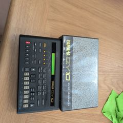 Yamaha QY10