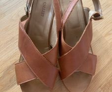 Ladies sandals