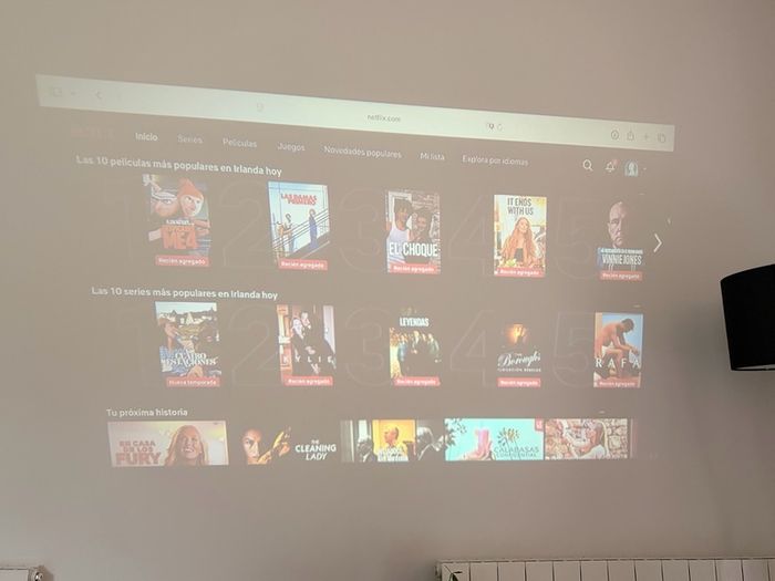 Giaomar Model C11 Movie Projector