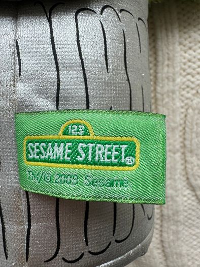 Gund Sesame Street Oscar The Grouch NYC New York City Sanitation Worker DSNY Used Please look at the pictures
