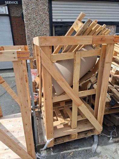 sturdy shipping crates
