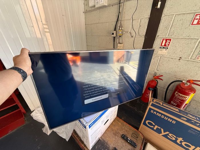 Samsung UE43TU7100K 7 Series - 43" LED-backlit LCD TV - 4K