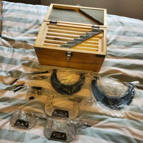 Outside micrometer set 0 - 6 inch