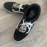 Black and White Vans Men's Image 2