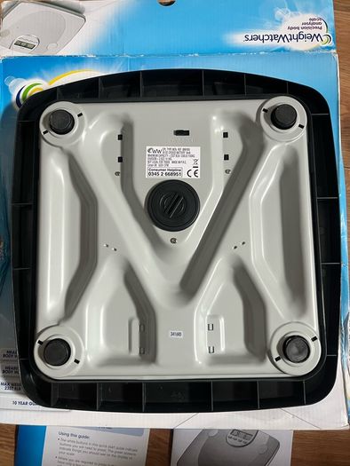 Body smart analysis weighing scale