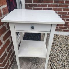 bedside table