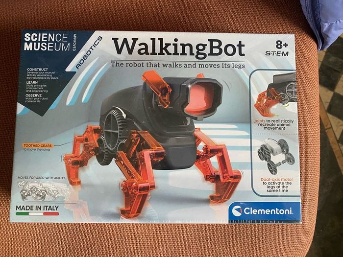 Science Museum Walking Bot