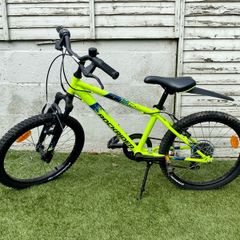 Bicycle for 5-10 yr old child. Saddle drops to two foot approximately.