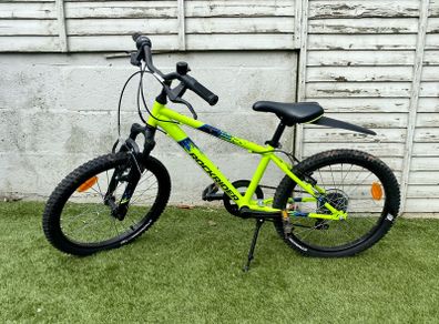Bicycle for 5-10 yr old child. Saddle drops to two foot approximately.