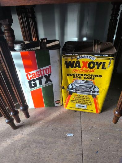 Retro, vintage, antiques - Lusk